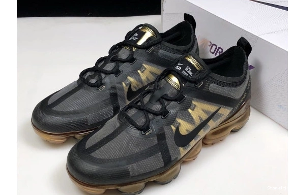 AR6631-002 METALLIC 2019 VAPORMAX AIR GOLD BLACK 0306